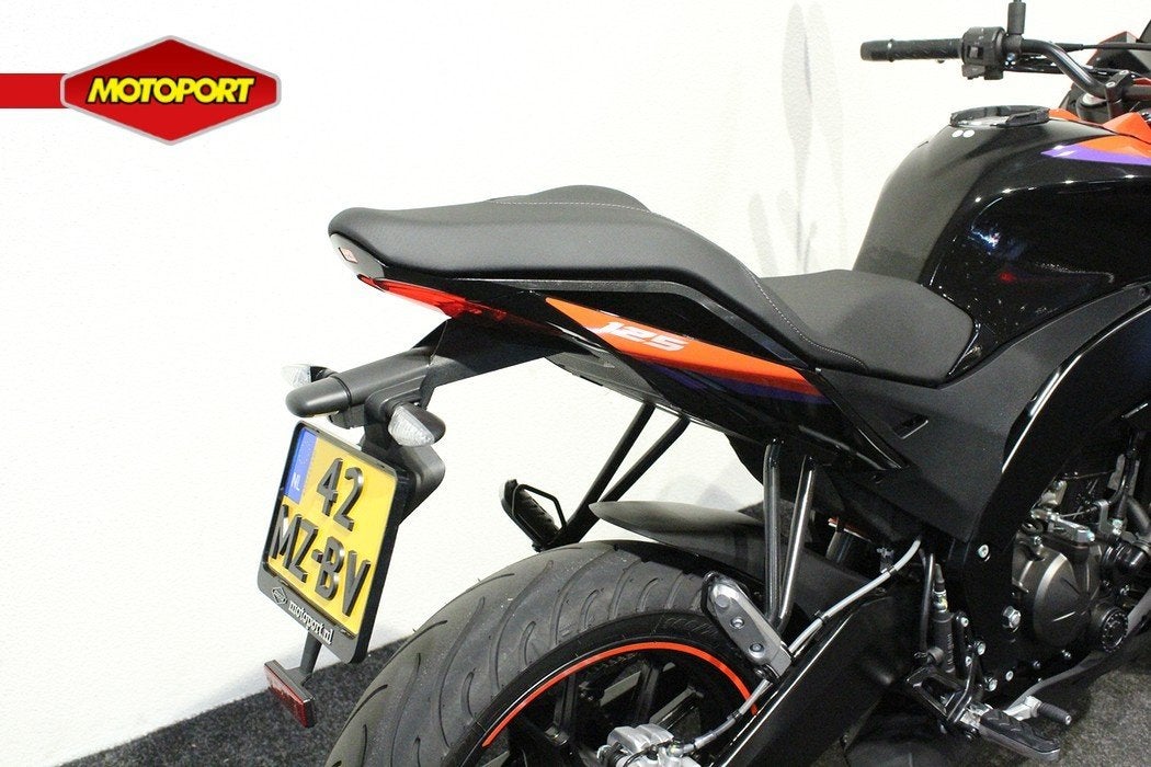 Aprilia Tuono 125, Motoren, Bedrijf, Naked bike