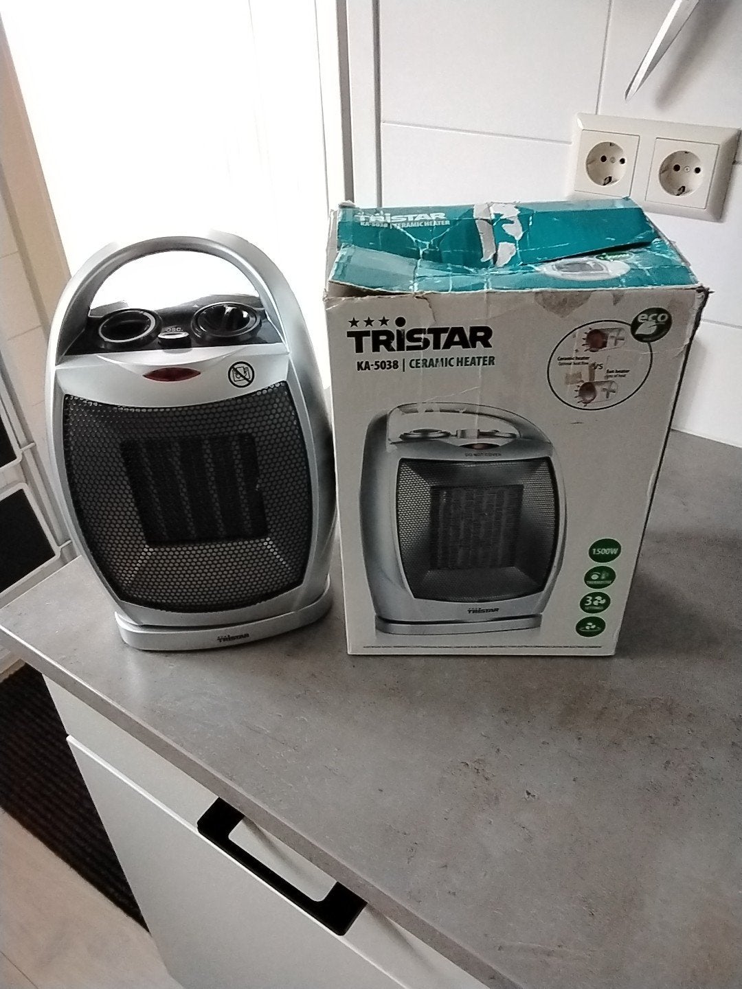 Tristar Keramisch Camping Kacheltje - Compact en Krachtig, Witgoed en Apparatuur, Airco's, Ophalen