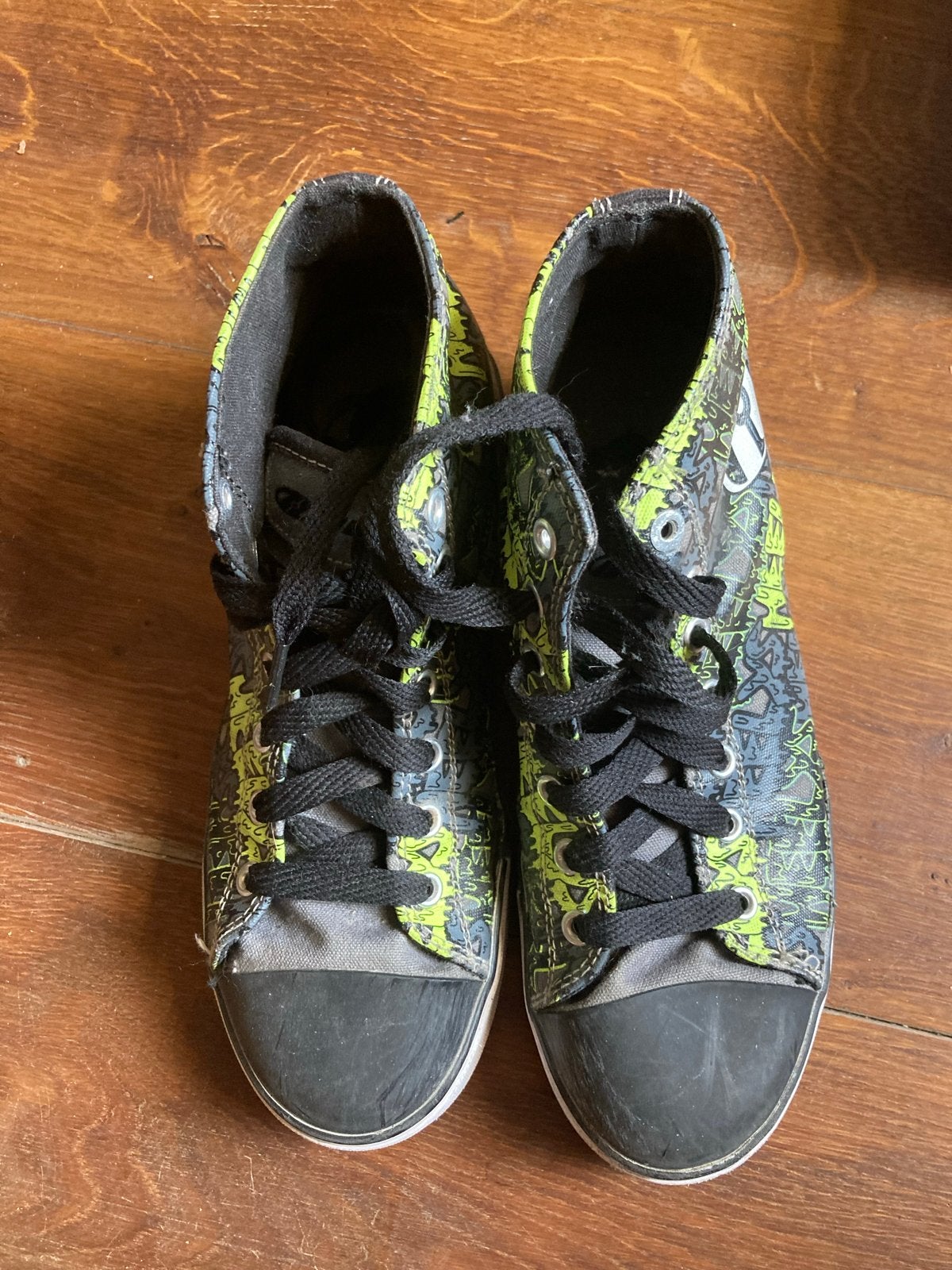 Heelys rolschoenen (39) met groen/zwart patroon, Ophalen of Verzenden, Gebruikt, Kinderen
