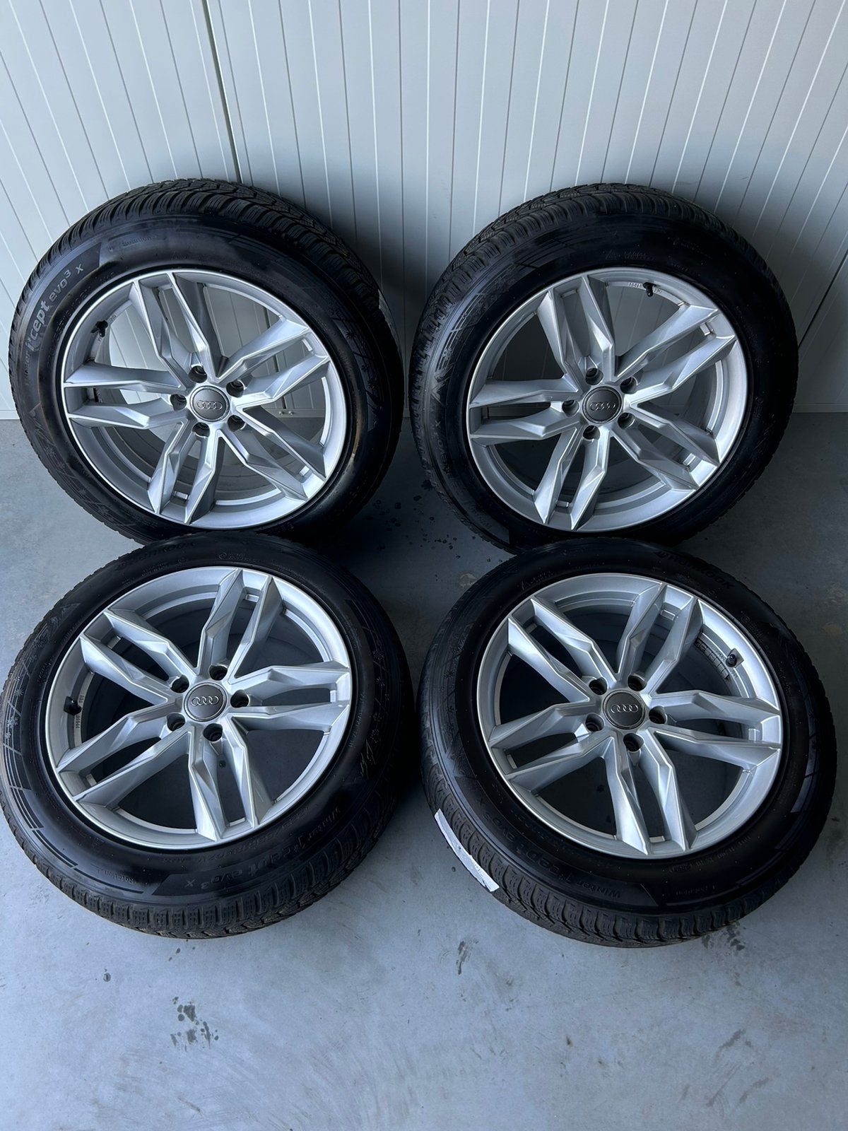 MAM RS3 Audi A6 C7 C8 A4 Q3 5x112 18 Inch Winter, Auto-onderdelen, Banden en Velgen, Banden en Velgen, Winterbanden, 18 inch, 225 mm