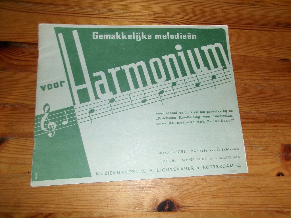 Gemakkelijke melodieen voor Harmonium - Ernst Stapf, Muziek en Instrumenten, Bladmuziek, Gebruikt, Ophalen of Verzenden, Artiest of Componist