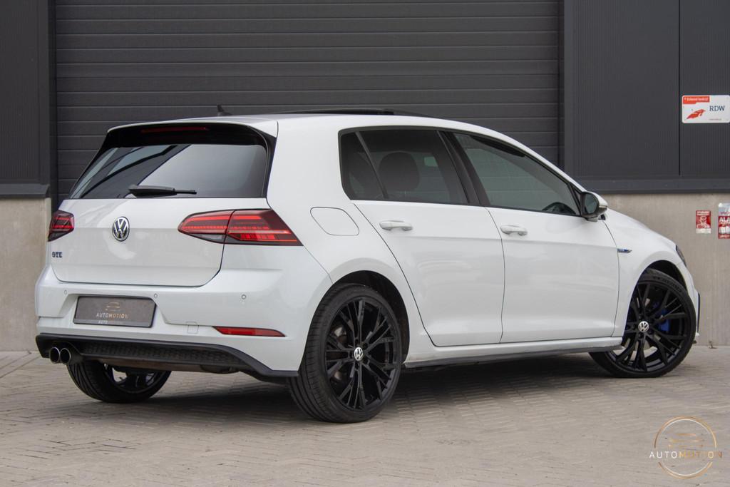 Volkswagen Golf 7.5 1.4 TSI PHEV GTE PANO STOELVERWARMING CA, Auto's, Stof, Gebruikt, 4 cilinders, Met garantie (alle)