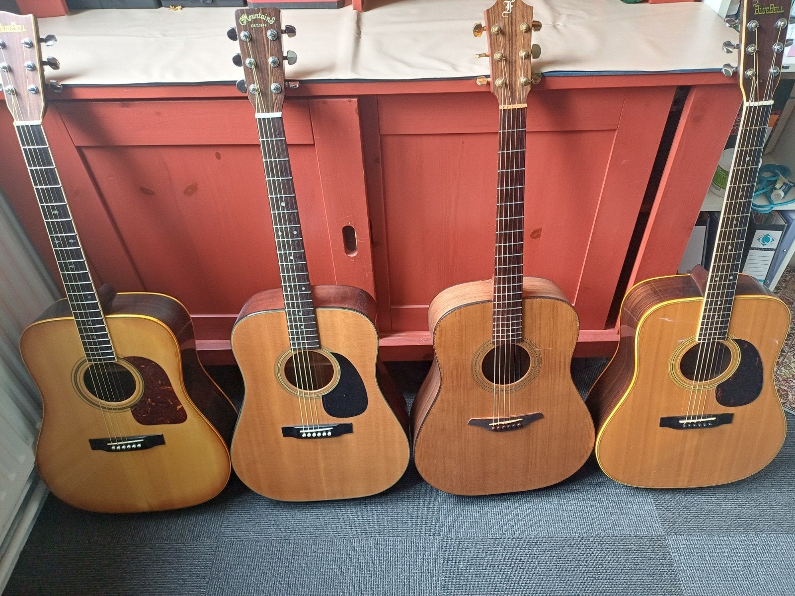 Top gitaren: Blueridge, Mountain,  BlueBell (Tama), Muziek en Instrumenten, Snaarinstrumenten | Gitaren | Akoestisch, Ophalen of Verzenden