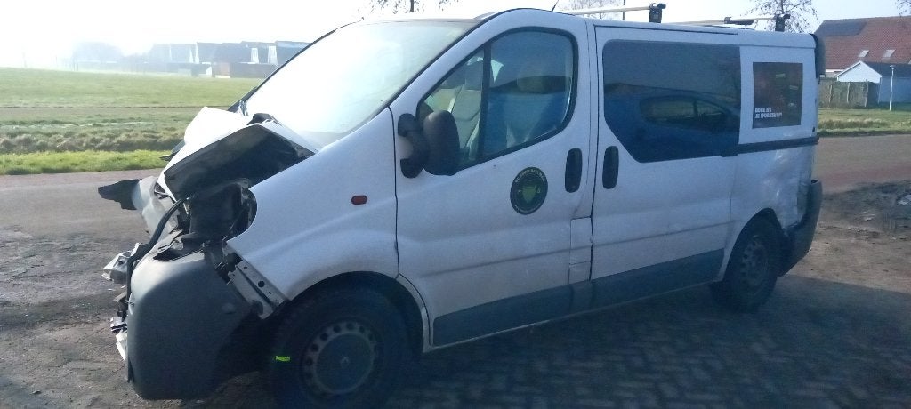 Opel Vivaro 2.5 DTi voor onderdelen, Gebruikt, ., Opel, Ophalen of Verzenden