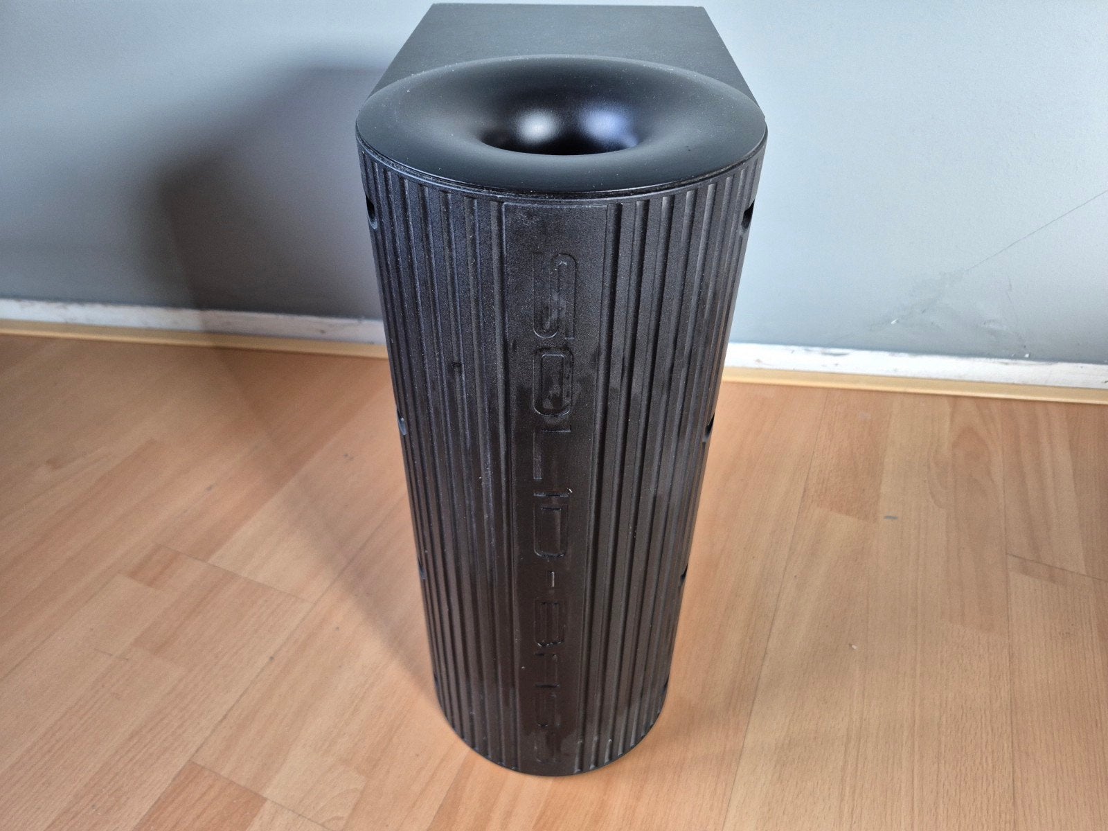 Solid base Solid rock Subwoofer B&W, Ophalen, Subwoofer, Zo goed als nieuw, 60 tot 120 watt