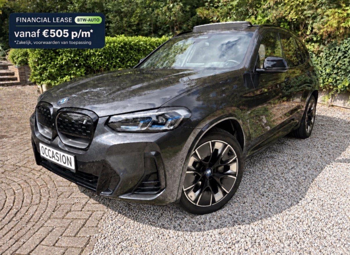 BMW iX3 M-Sport | 93,8% SoH | AVILOO | Laserlight | Pano|H/K, Auto's, Automaat, Dealer onderhouden, Achterwielaandrijving, 750 kg