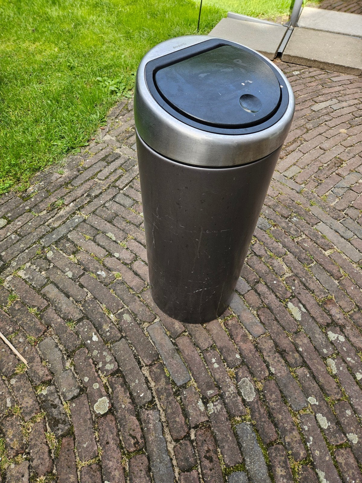 Brabantia vuilnisbak 23-30l, Huis en Inrichting, Woonaccessoires | Prullenbakken, Ophalen, Kunststof, Minder dan 50 cm