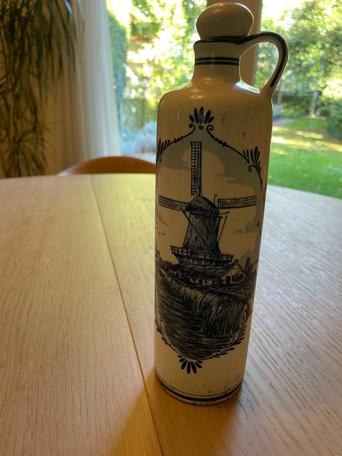 Delfts Blauw Bols Kruikje met Molen Decor - 28 cm, Antiek en Kunst, Ophalen of Verzenden