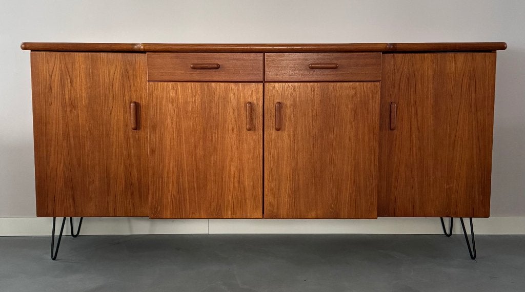 Vintage Deens dressoir/buffet teakhout jaren 60/70, Huis en Inrichting, Kasten | Dressoirs, Gebruikt, 150 tot 200 cm, 25 tot 50 cm