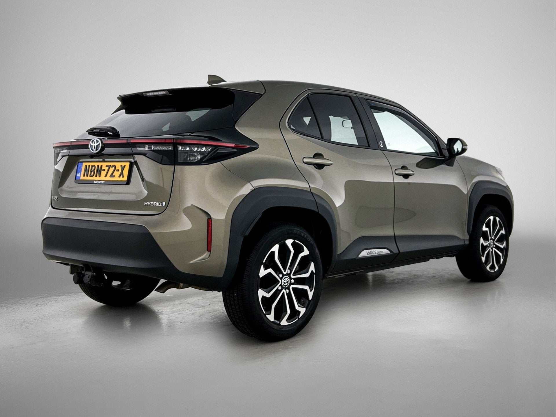 Toyota Yaris Cross 1.5 Hybrid First Edition | Trekhaak afnee, Stof, Gebruikt, 116 pk, 1490 cc
