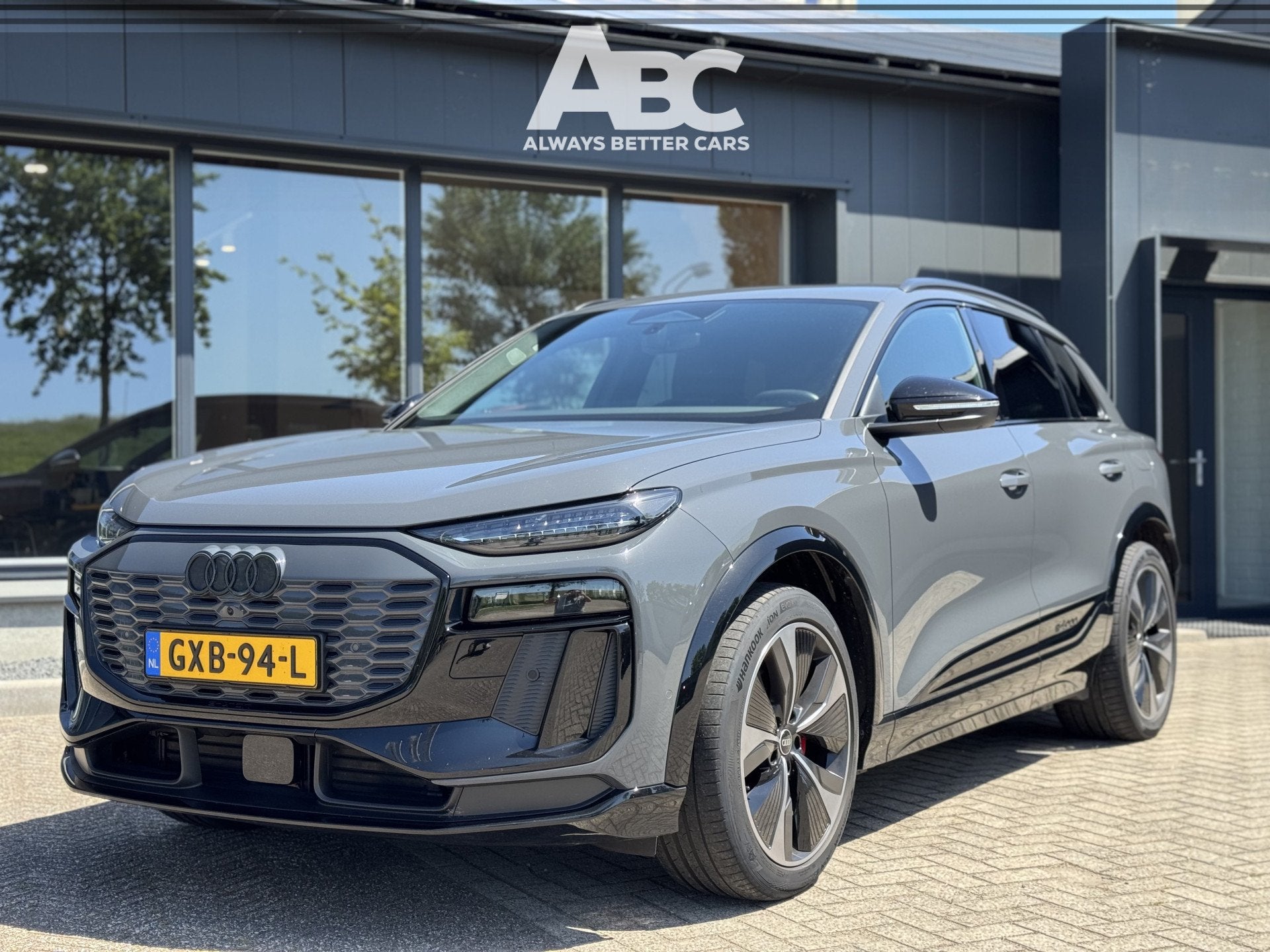 Audi Q6 e-tron Advanced edition 100 Kwh MMI passagiersdispla, Automaat, Gebruikt, Zwart, Adaptive Cruise Control