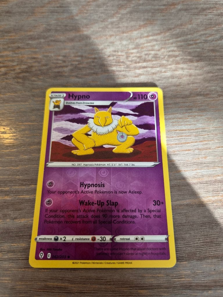 Pokémon Kaart Hypno 062/203 - Evolving Skies, Ophalen of Verzenden, Zo goed als nieuw, Losse kaart, Foil