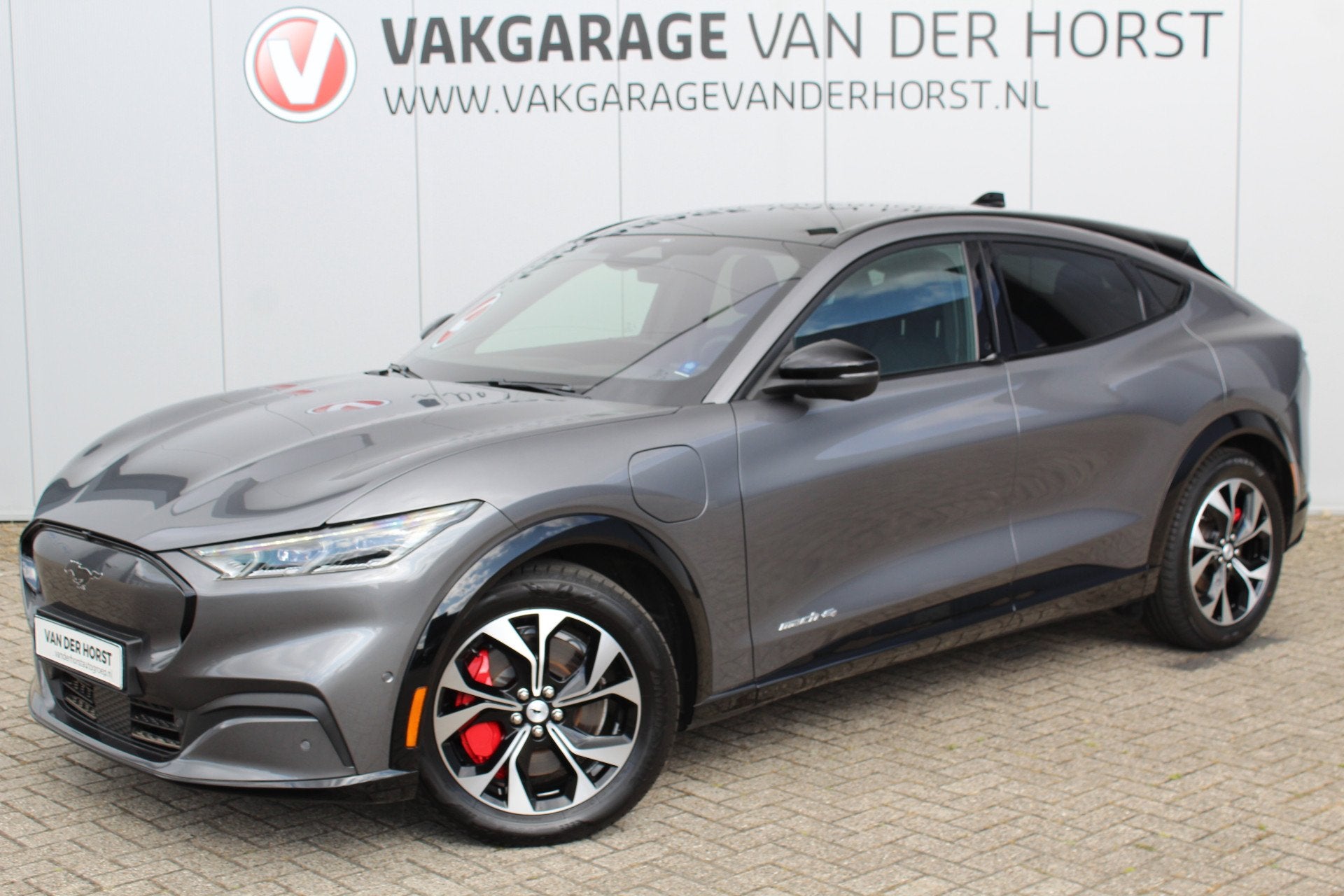 Ford Mustang Mach-E Premium AWD 75kWh/269pk vierwielaandrijv, Auto's, Gebruikt, 2138 kg, Mustang, 450 min
