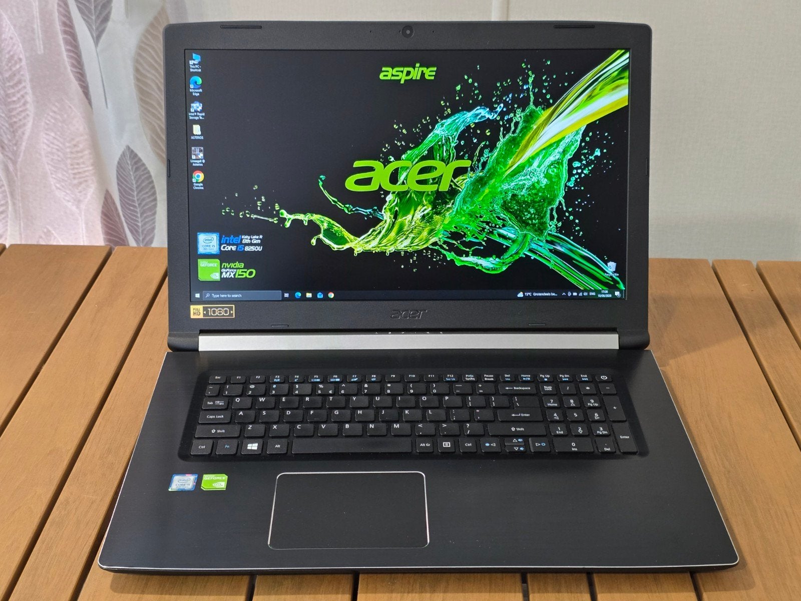 17.3" Acer Core i5-8250/Nvidia 150MX 2GB/SDD+HDD/8GB RAM, Computers en Software, Windows Laptops, Met videokaart, 2 tot 3 Ghz