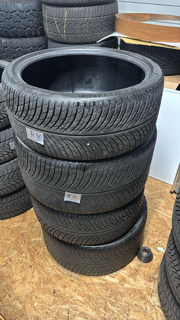 Porsche 911 992 Michelin winterbanden set, Ophalen, Winterbanden, Band(en)