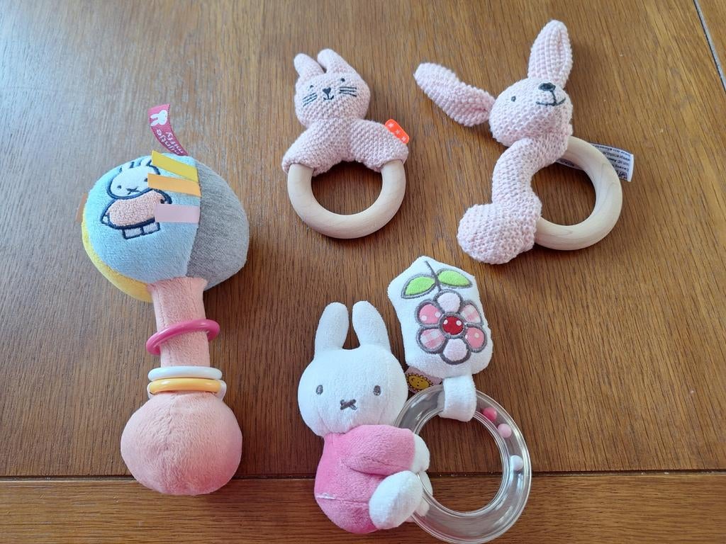 Nijntje rammelaar/ bijtringen, Kinderen en Baby's, Speelgoed | Babyspeelgoed, Ophalen of Verzenden, Zo goed als nieuw, Rammelaar