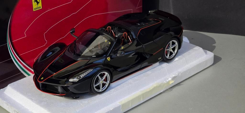 Ferrari LaFerrari Aperta Zwart BBR182232 1:18 BBR Diecast, Ophalen of Verzenden, Zo goed als nieuw, Overige merken