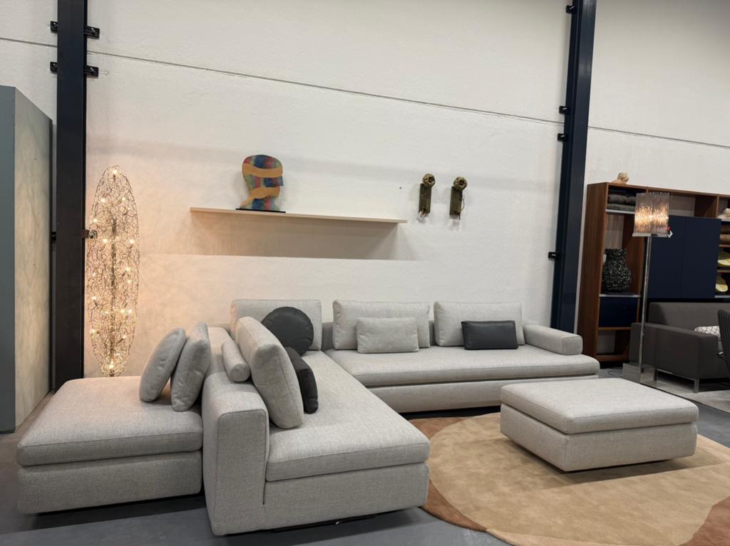 Nieuw Design on Stock Vilaz Hoekbank Capri Stof Design Bank