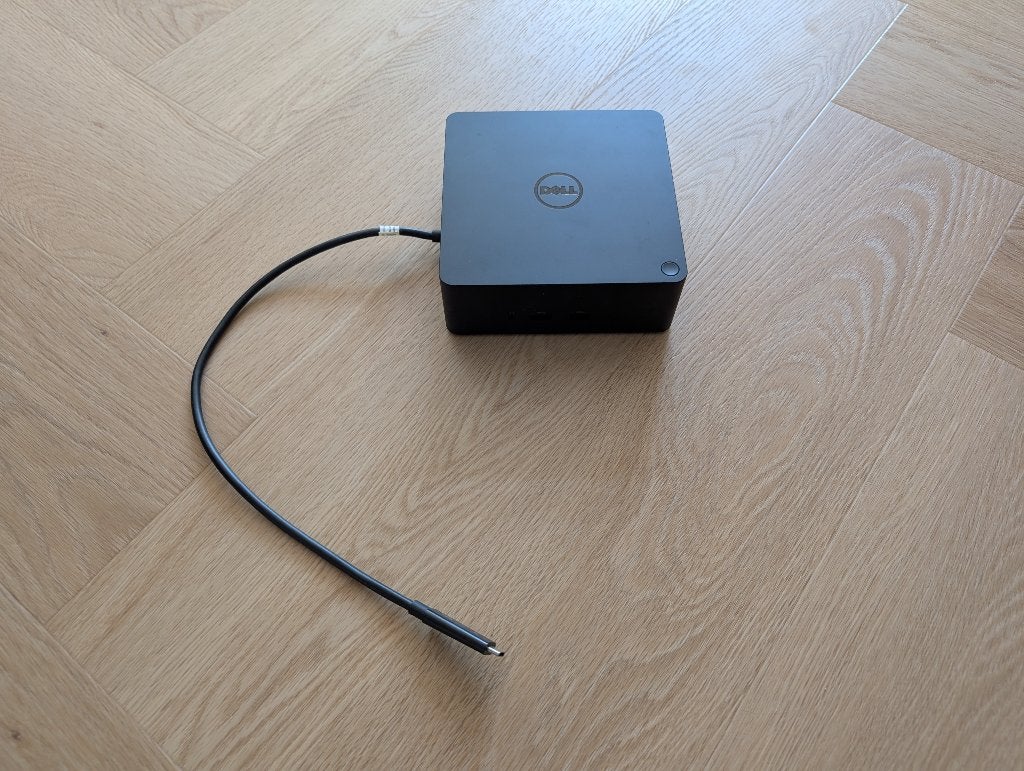 Dell Thunderbolt 3 TB Dell Dock, tot 140W voeding, Computers en Software, Dockingstations, Ophalen, DELL, Docking station, Gebruikt