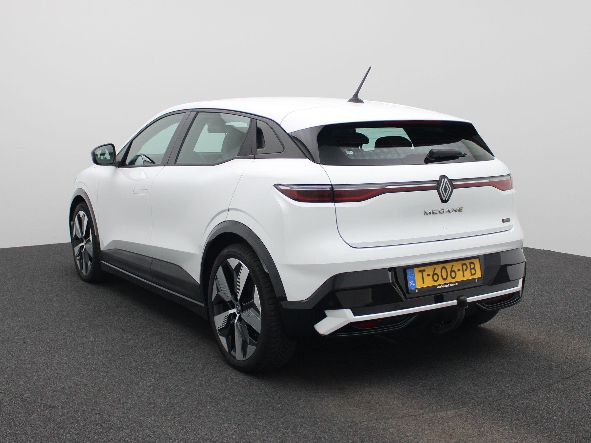 Renault Megane E-Tech EV60 Optimum Charge Equilibre | Automa, Auto's, Renault, 12 maanden, Stof, Wit, 900 kg