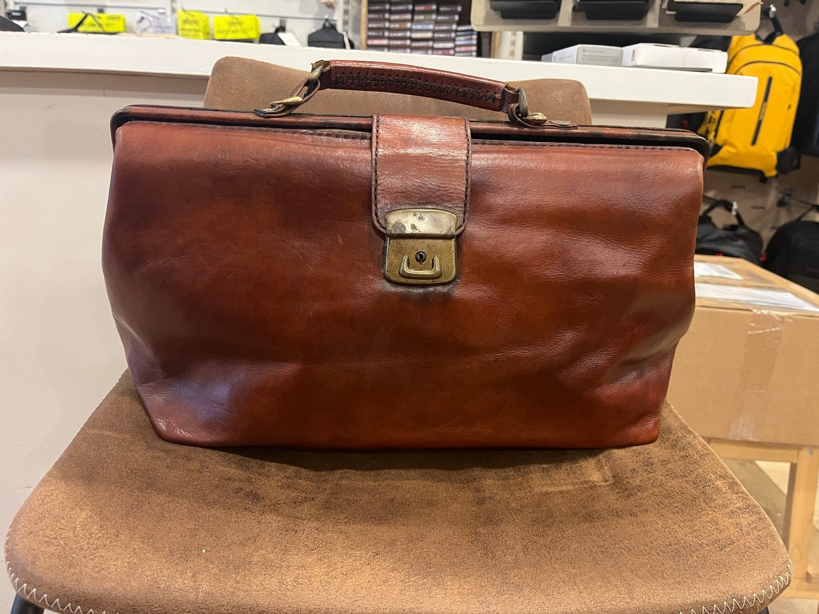 Vintage Leren Dokterstas / Handtas - Bruin, Ophalen of Verzenden, Gebruikt, Bruin, Handtas