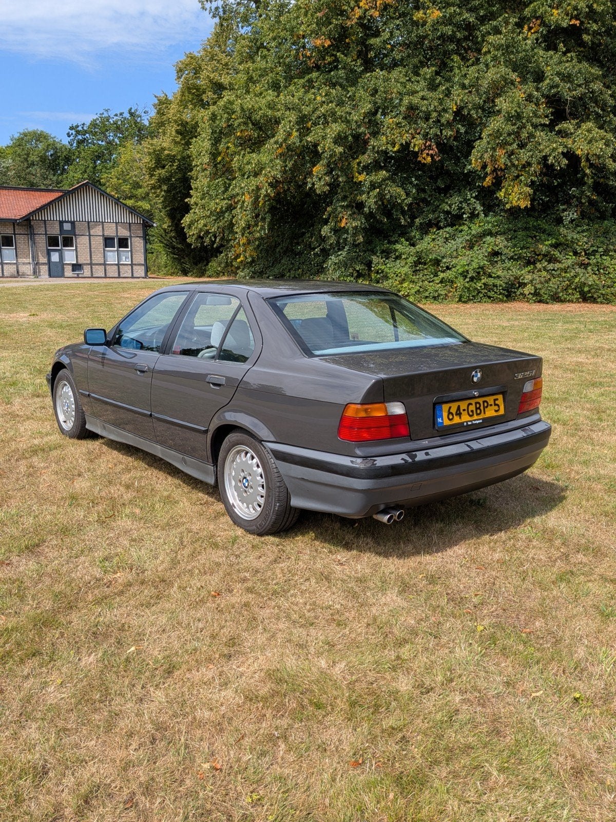BMW 325i AUT (E36) 1992 Grijs met 189.000 km, foto 2