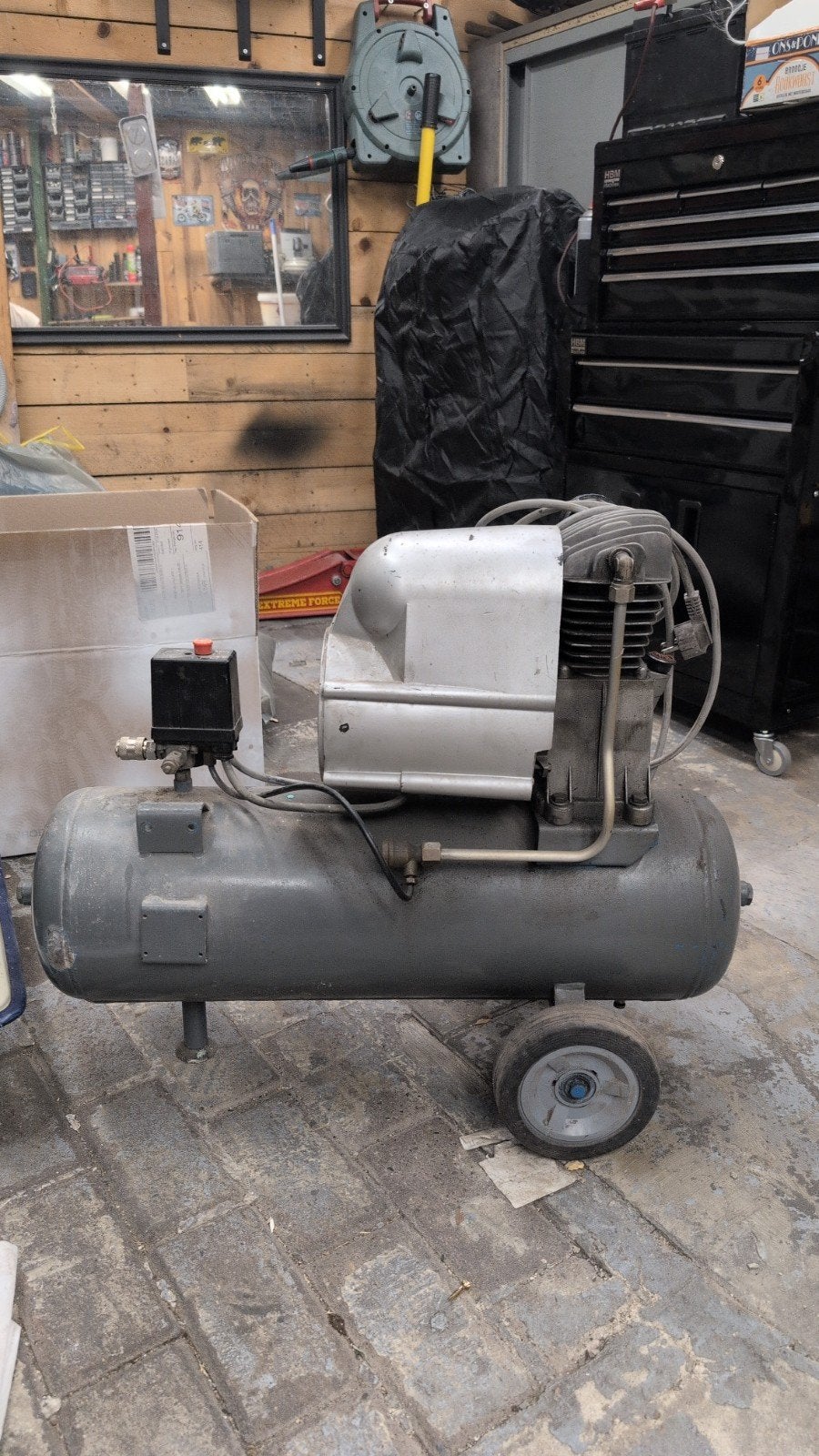 Compressor 8 bar - Gebruikt, Ophalen, Gebruikt, 6 tot 10 bar, Mobiel