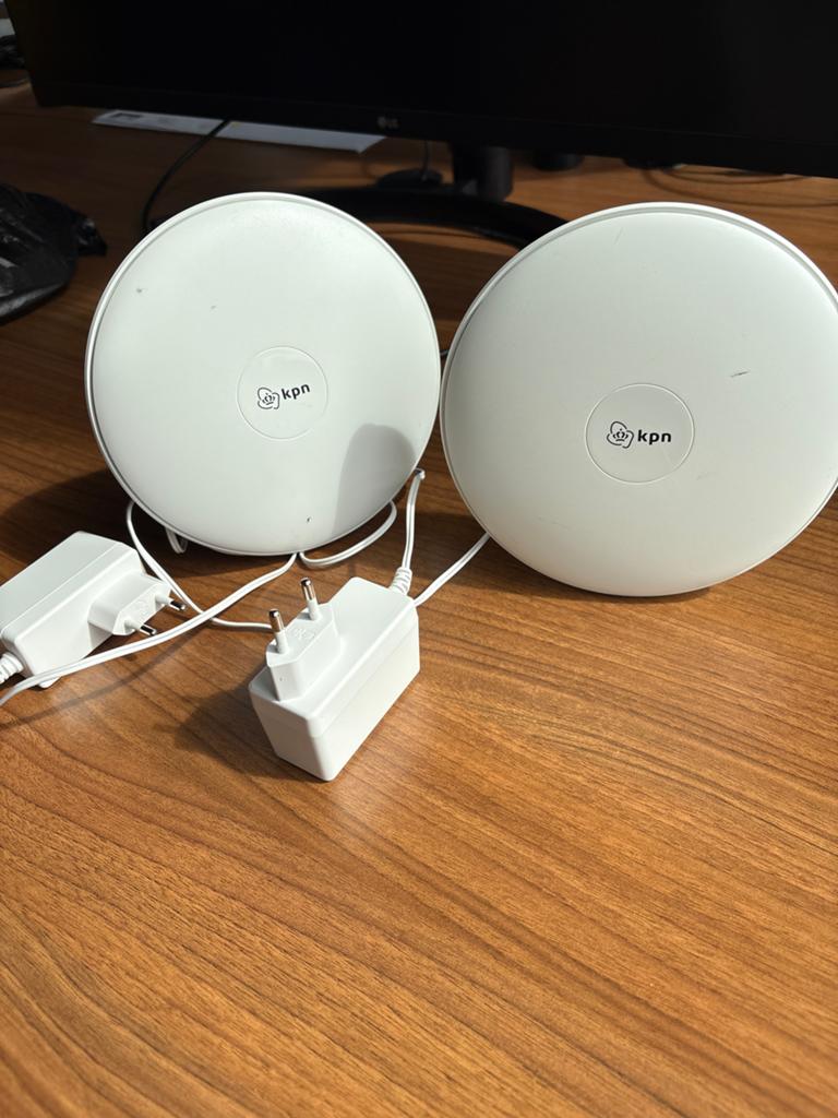 KPN SuperWifi punten (2 stuks), Ophalen, Zo goed als nieuw