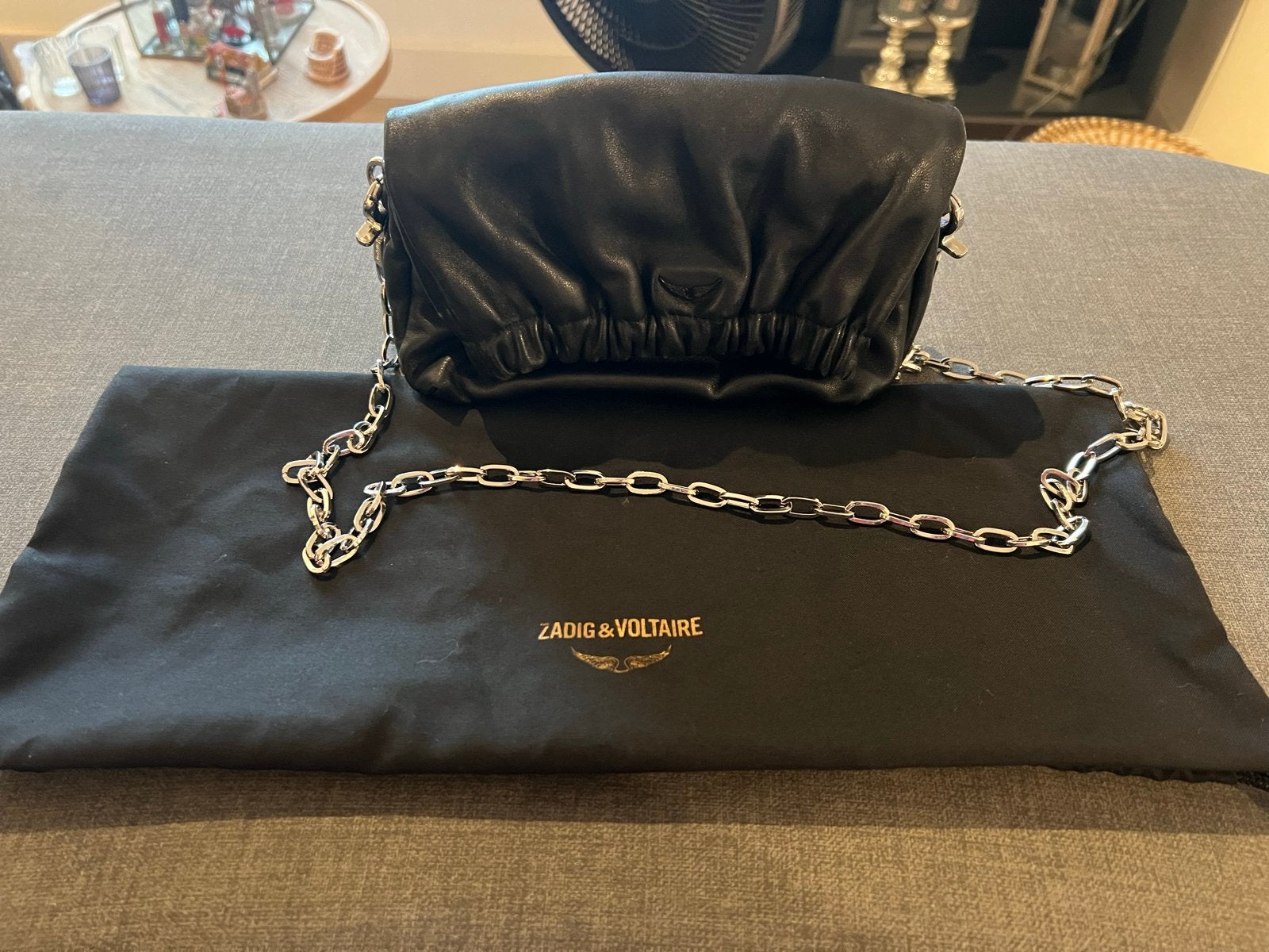 Zadig & Voltaire Rocky schoudertasje zwart leer, Verzenden, Zo goed als nieuw, Zwart, Schoudertasje