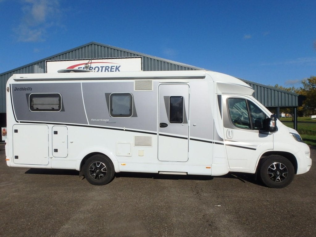 Dethleffs Advantage T 7051 EB, Caravans en Kamperen, Campers, Ringverwarming, Bedrijf, Koelkast, Dethleffs