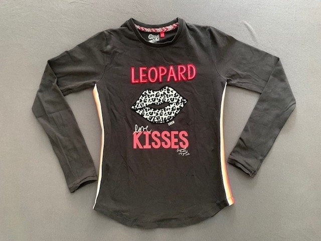 Leuk shirt / longsleeve van Quapi. Maat 146/152, Meisje, Ophalen of Verzenden, Zo goed als nieuw, Shirt of Longsleeve