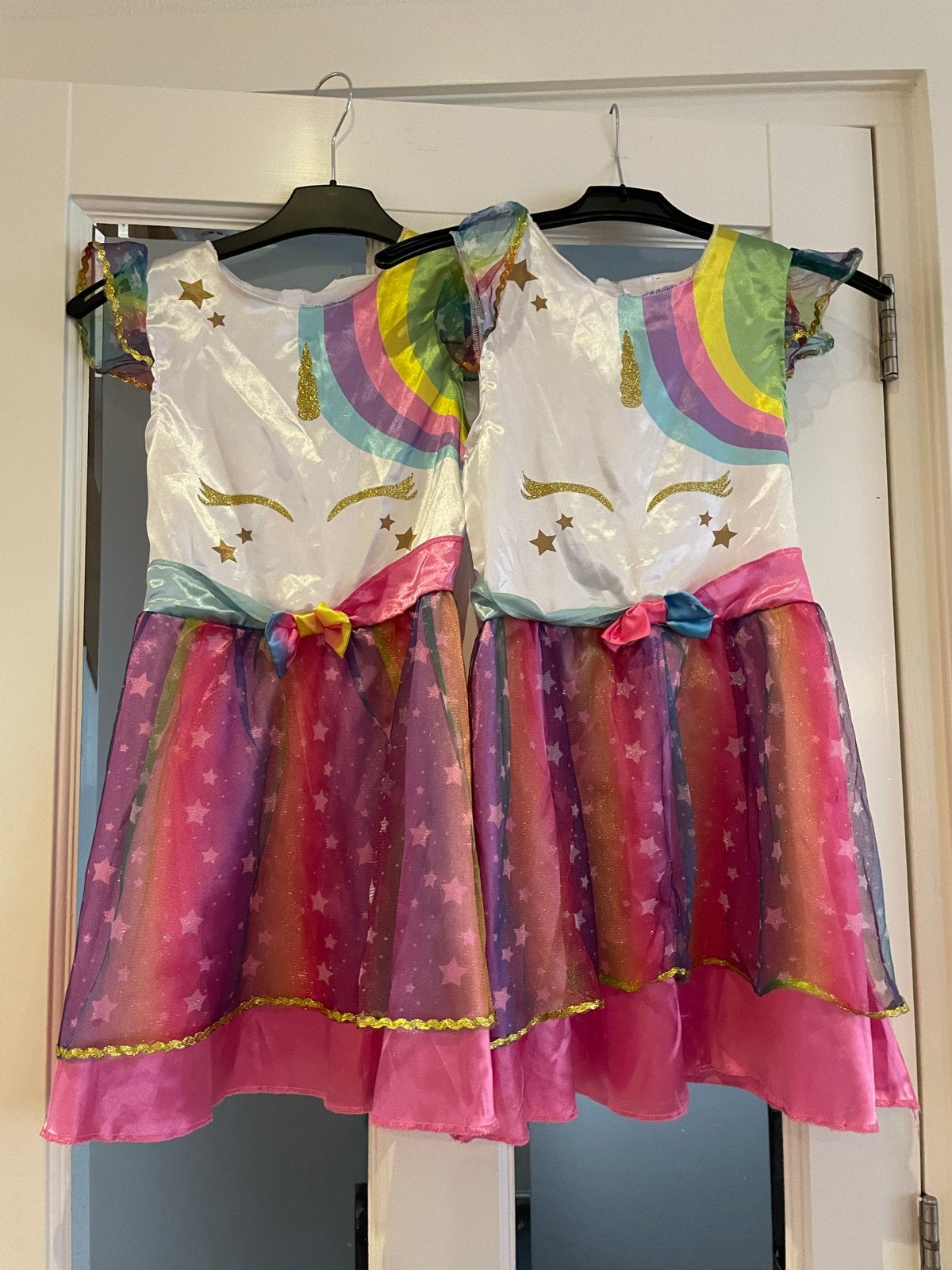 2x Eenhoorn Regenboog Jurk met Diadeem (8-10 jaar), Ophalen of Verzenden, Gebruikt, 134 t/m 140, Meisje