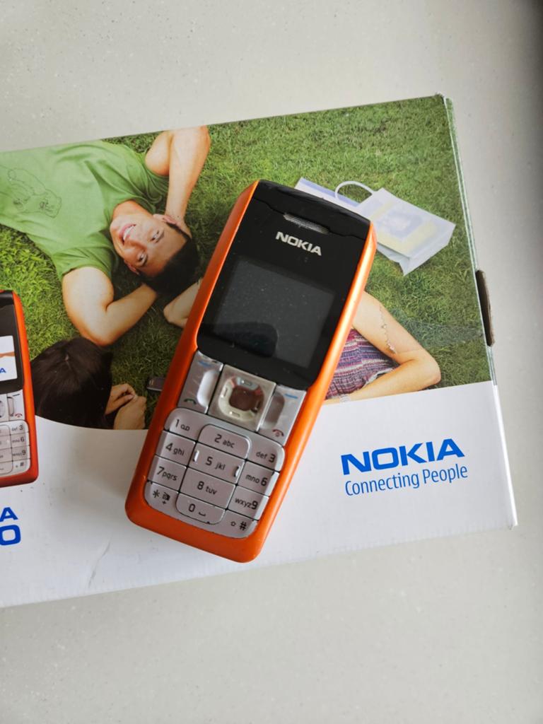 Nokia 2310, met doos, zonder lader., Telecommunicatie, Mobiele telefoons | Nokia, Ophalen of Verzenden