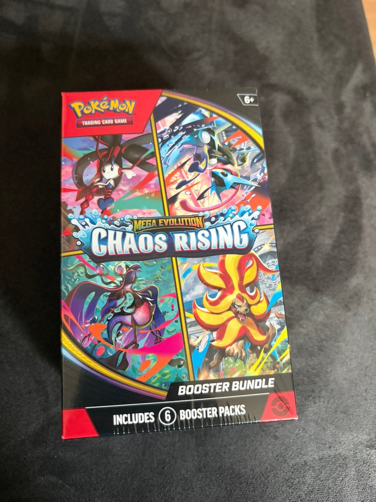 Chaos Rising booster bundel in seal, Ophalen of Verzenden, Nieuw, Booster