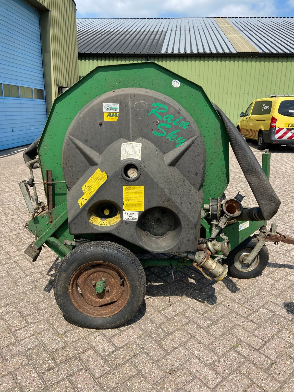 Regenhaspel met dompelpomp en sproeiwagen, Ophalen, Akkerbouw, Beregening en Drainage