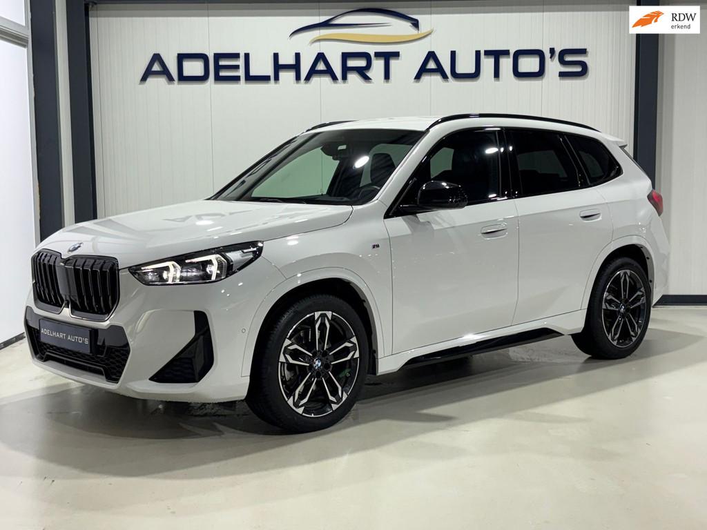 BMW X1 SDrive20i M Sport 170 PK Head Up / Navigatie full map, 1525 kg, Gebruikt, Zwart, Wit