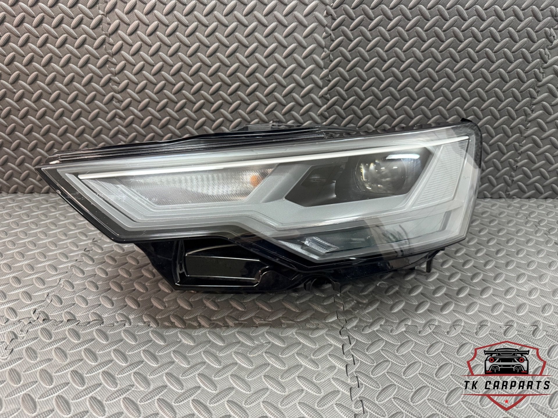 Audi a6 c8 led koplamp inc module links 4k0941033, Gebruikt, AUDI AG, Auto-Union-Strasse 1
85045  Ingolstadt, DE, Kundenbetreuung@audi.de