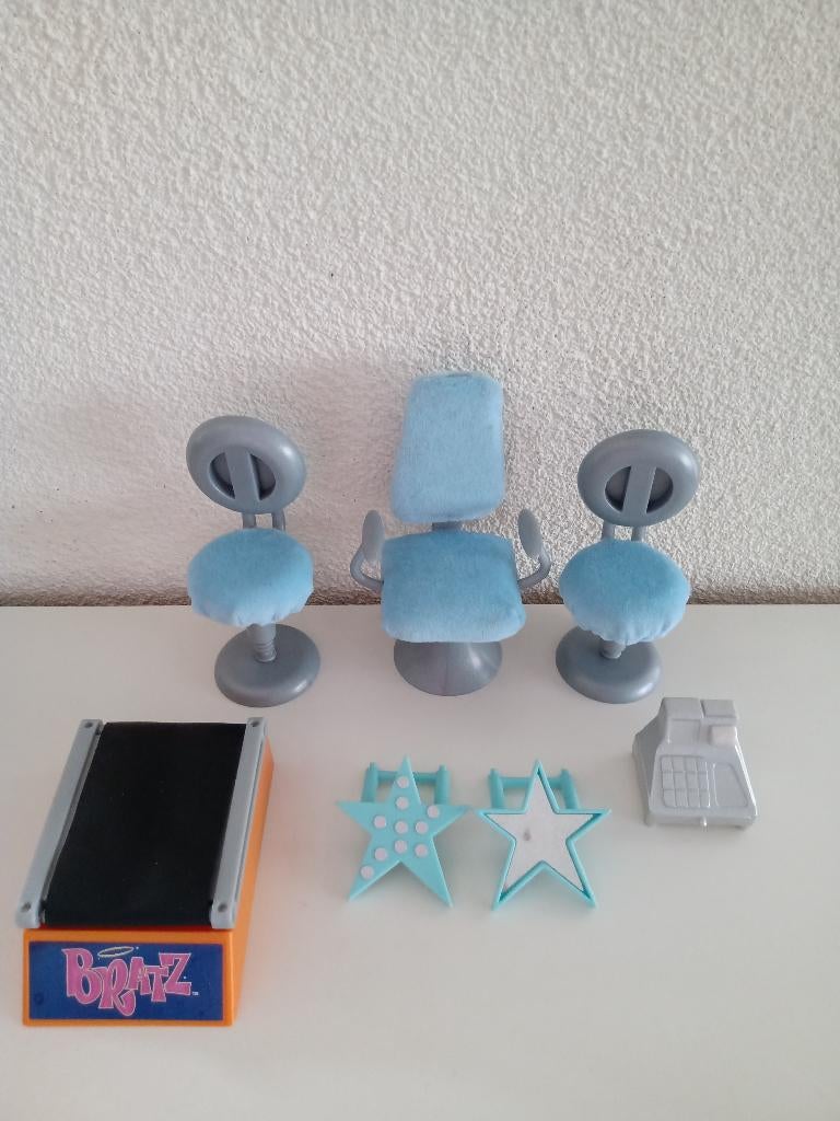Items van Bratz Stylin' Salon 'N' Spa uit 2003 (2 foto's), Ophalen of Verzenden, Gebruikt, Accessoires