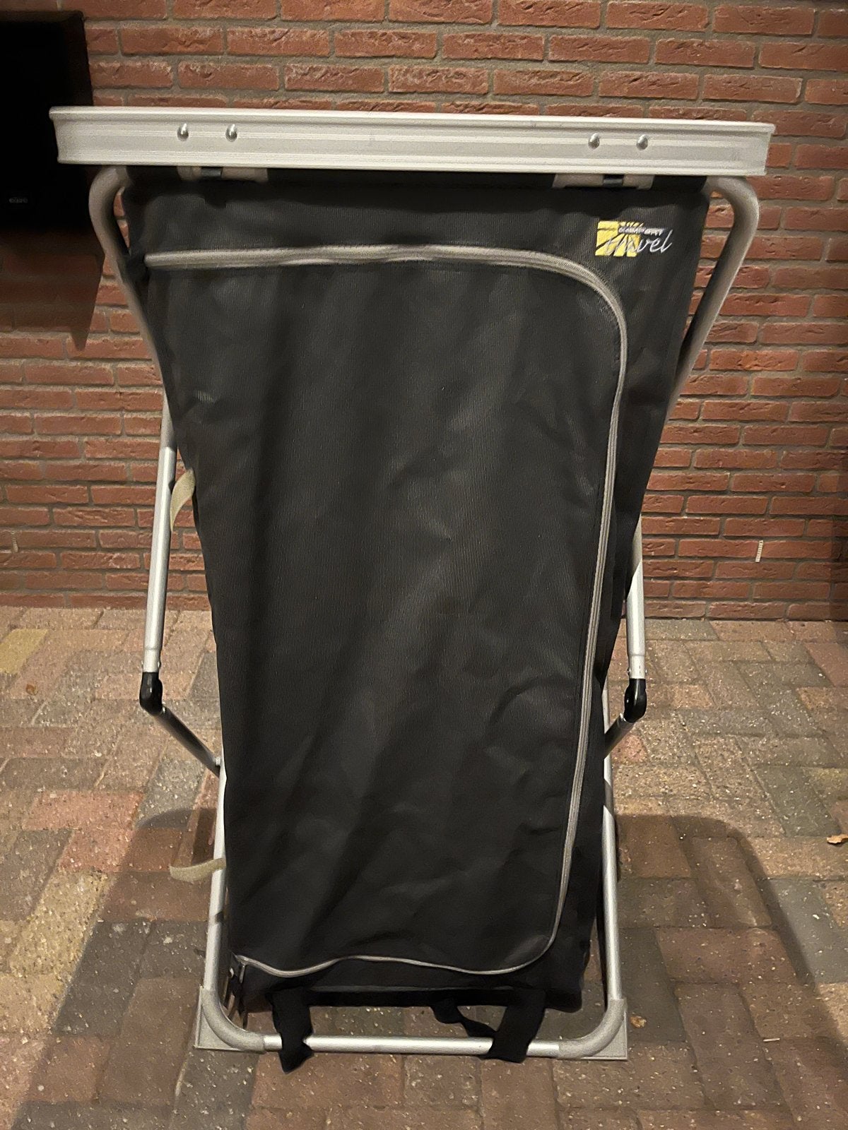 CamPart Travel Campingkast met Tafelblad - Zo goed als nieuw, Caravans en Kamperen, Ophalen of Verzenden, Zo goed als nieuw