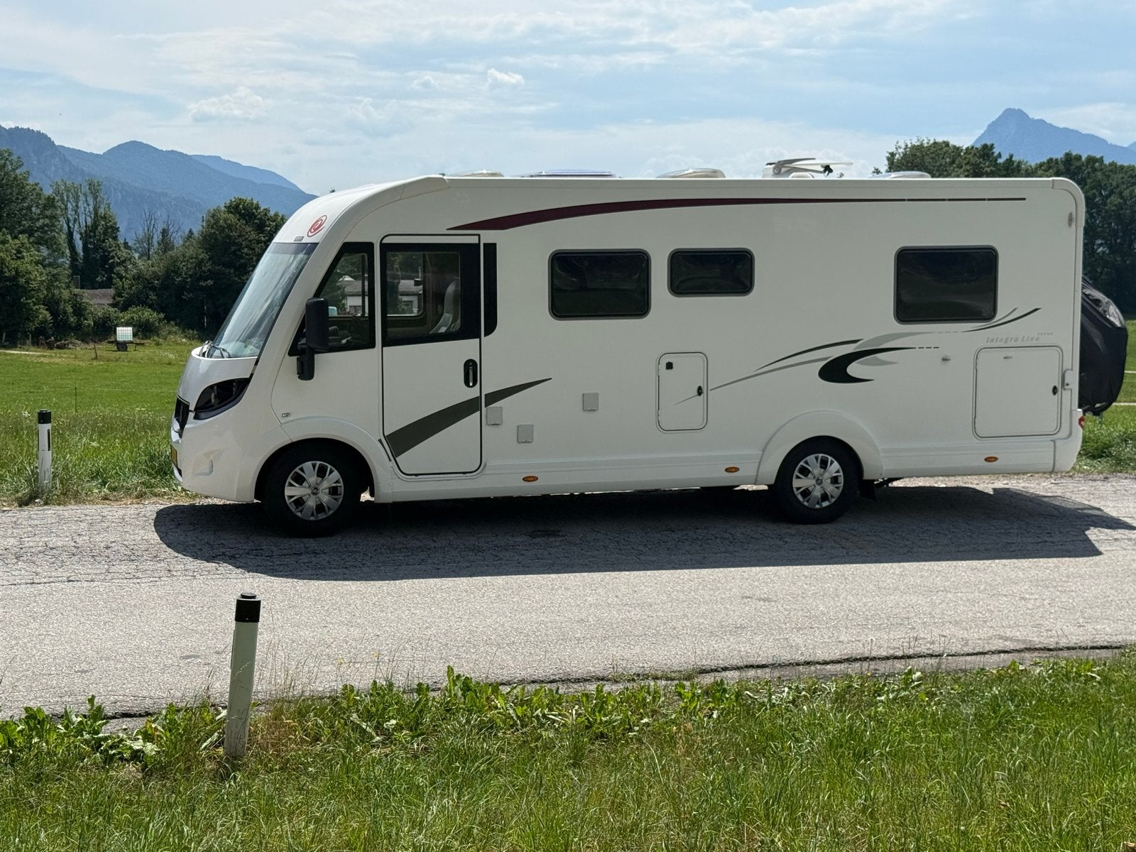 Caravans And Camping Eura