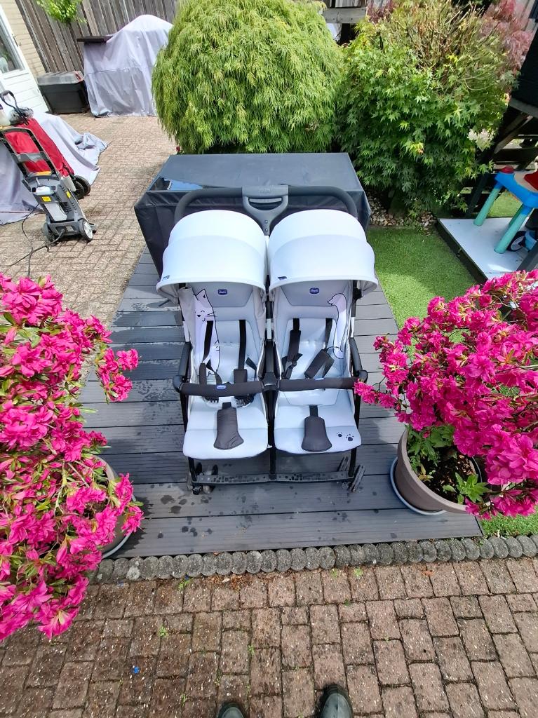 Duo Buggy, CHICCO OHLALA TWIN SILVERCAT, Kinderen en Baby's, Buggy's, Ophalen, Zo goed als nieuw, Overige merken, Verstelbare rugleuning