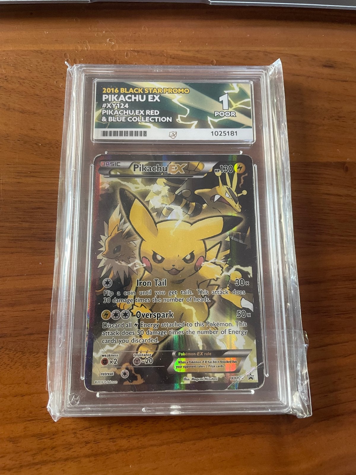 2016 Black Star Promo Pikachu EX #XY124 (ACE Graded 1), Ophalen of Verzenden, Losse kaart
