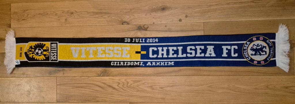 Sjaal Vitesse Arnhem - Chelsea FC, Verzamelen, Sportartikelen en Voetbal, Verzenden