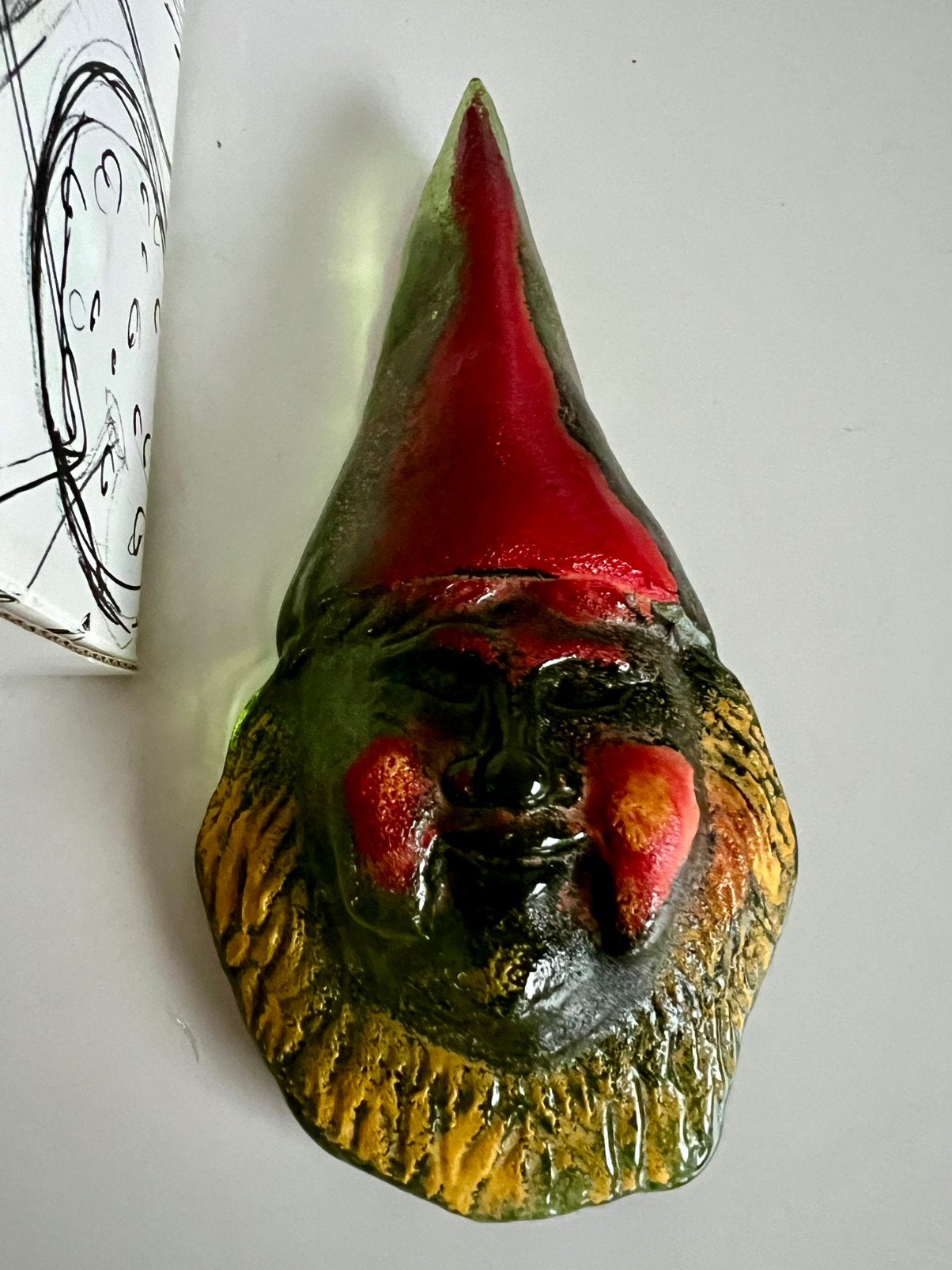 Kosta Boda Tomte Kabouter ‘Grandma ’ Wandobject Kjell Engman, Ophalen of Verzenden, Object, Glas