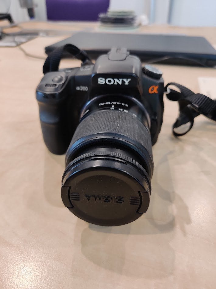 Sony Camera DSLR-A200, Gebruikt, Spiegelreflex, 10 megapixels, Handleiding