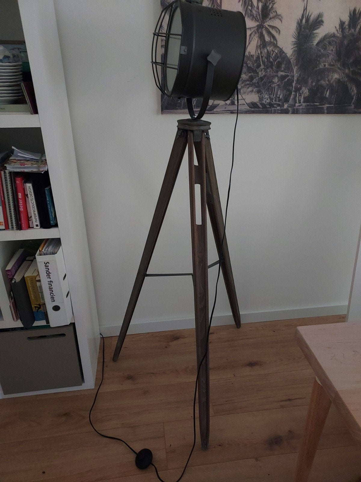 Stoere filmset lamp op driepoot - Vloerlamp, Gebruikt, 150 tot 200 cm, Hout, Industrieel, Vintage, Filmset