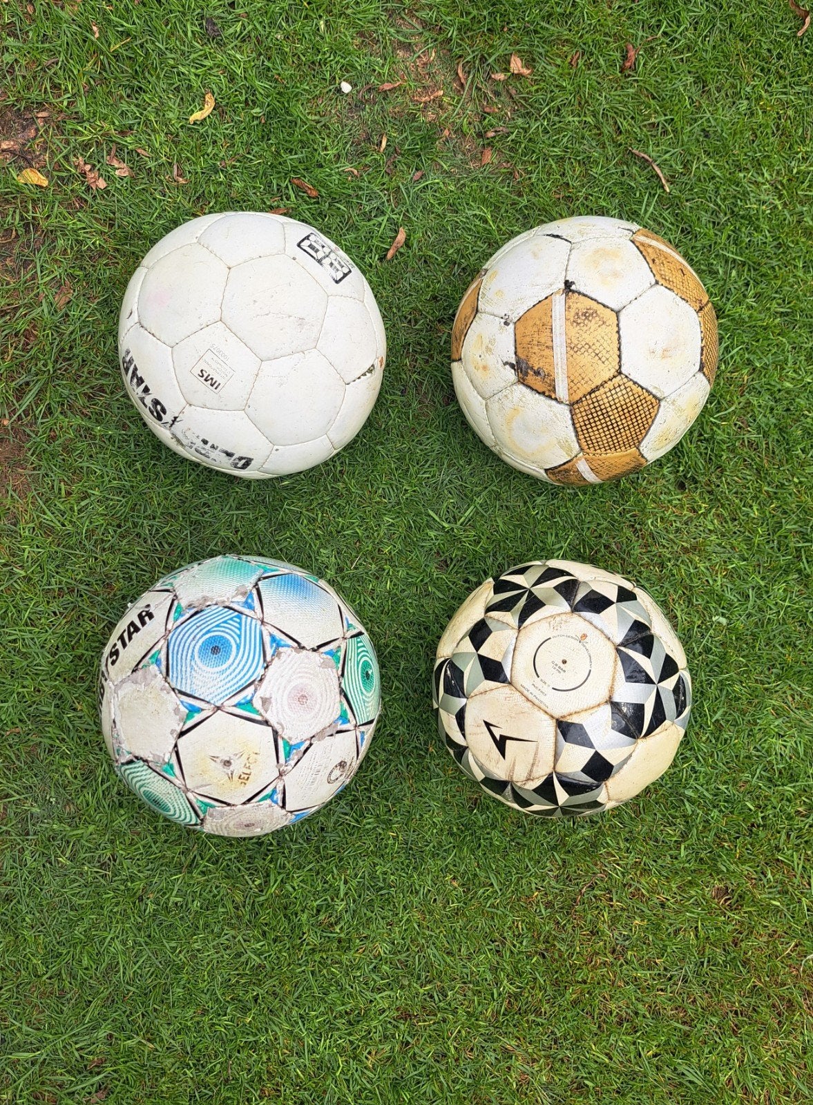 Voetballen, Sport en Fitness, Voetbal, Maat M, Ophalen of Verzenden, Gebruikt, Bal