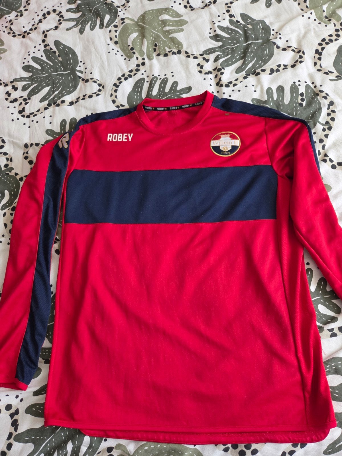 Willem II trainingstrui - Robey - Rood/Blauw, Robey, Overige maten, Ophalen of Verzenden, Voetbal