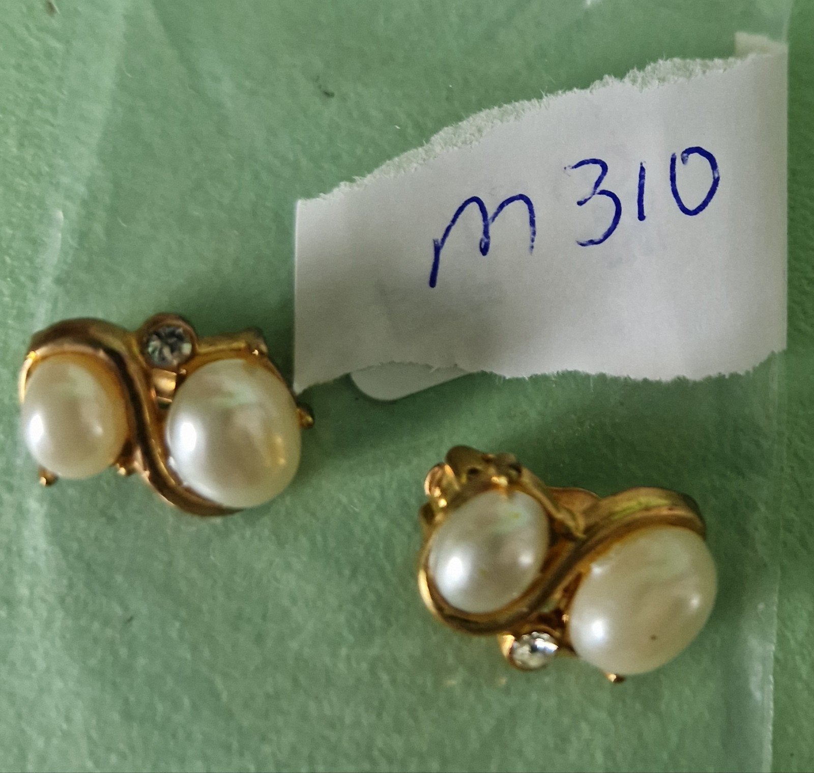Vintage Oorbellen Clip, Overige materialen, Gebruikt, Ophalen of Verzenden, Knopjes of Stekers