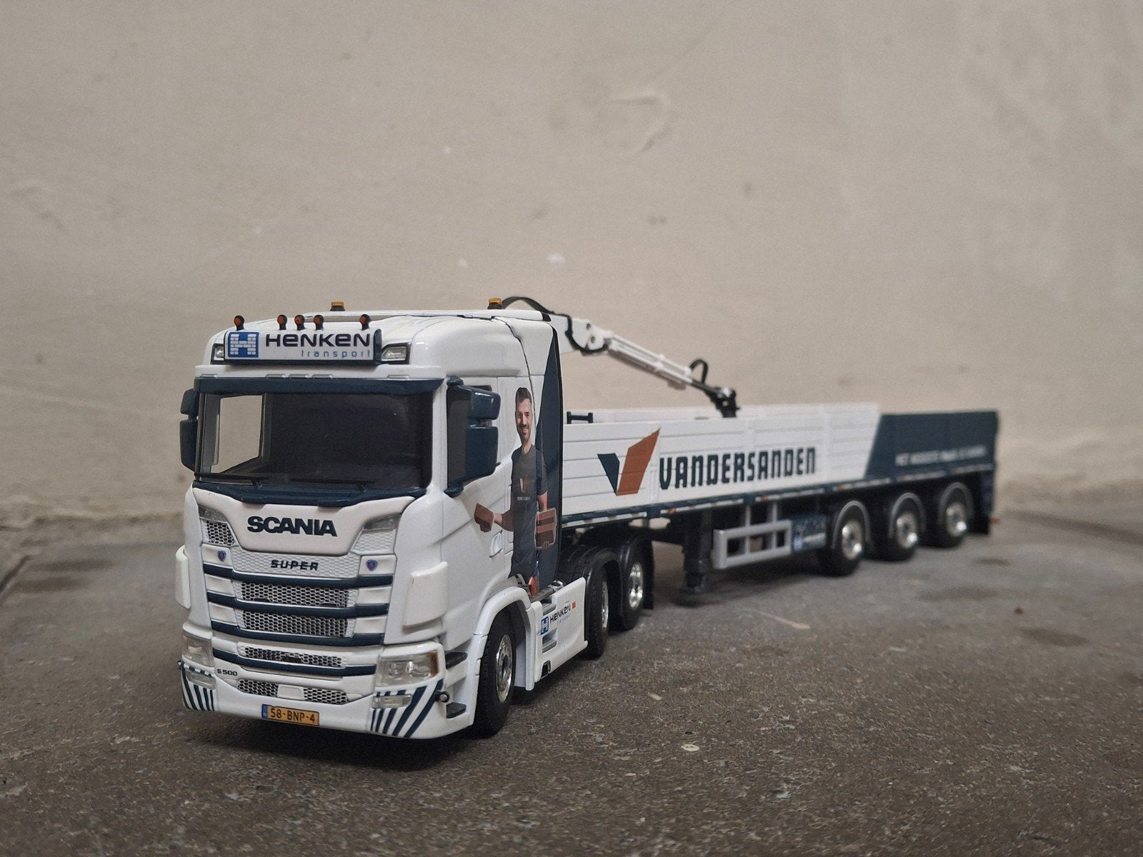 Wsi Scania Gebr Henken Veenendaal NIEUWSTAAT, Ophalen of Verzenden, Zo goed als nieuw, Bus of Vrachtwagen, Wsi